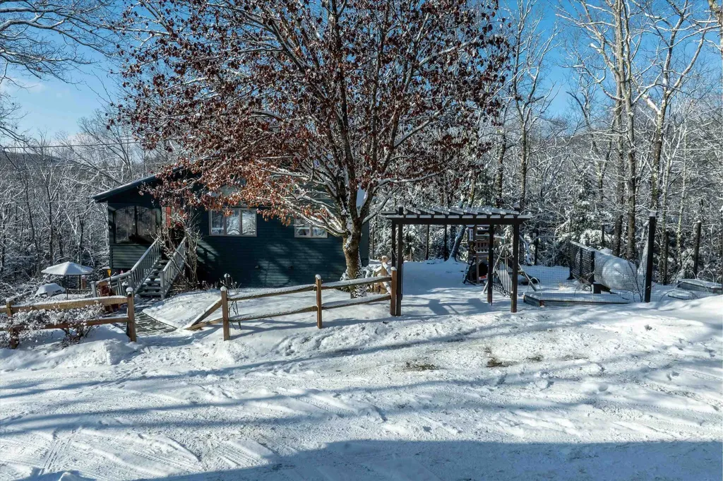 26 Babbitt Road Rockingham VT 05101