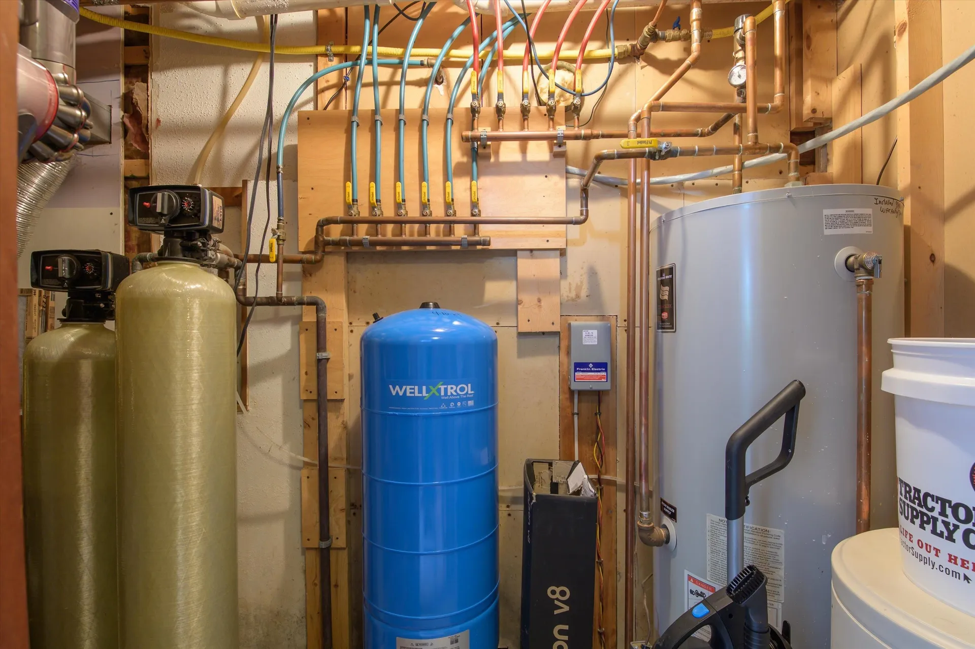 26 Babbitt Road Rockingham VT 05101