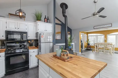 26 Babbitt Road Rockingham VT 05101