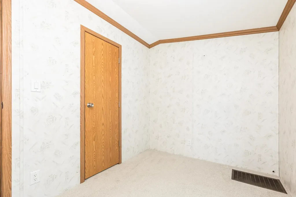 27 Melrose Drive Rochester NH 03868