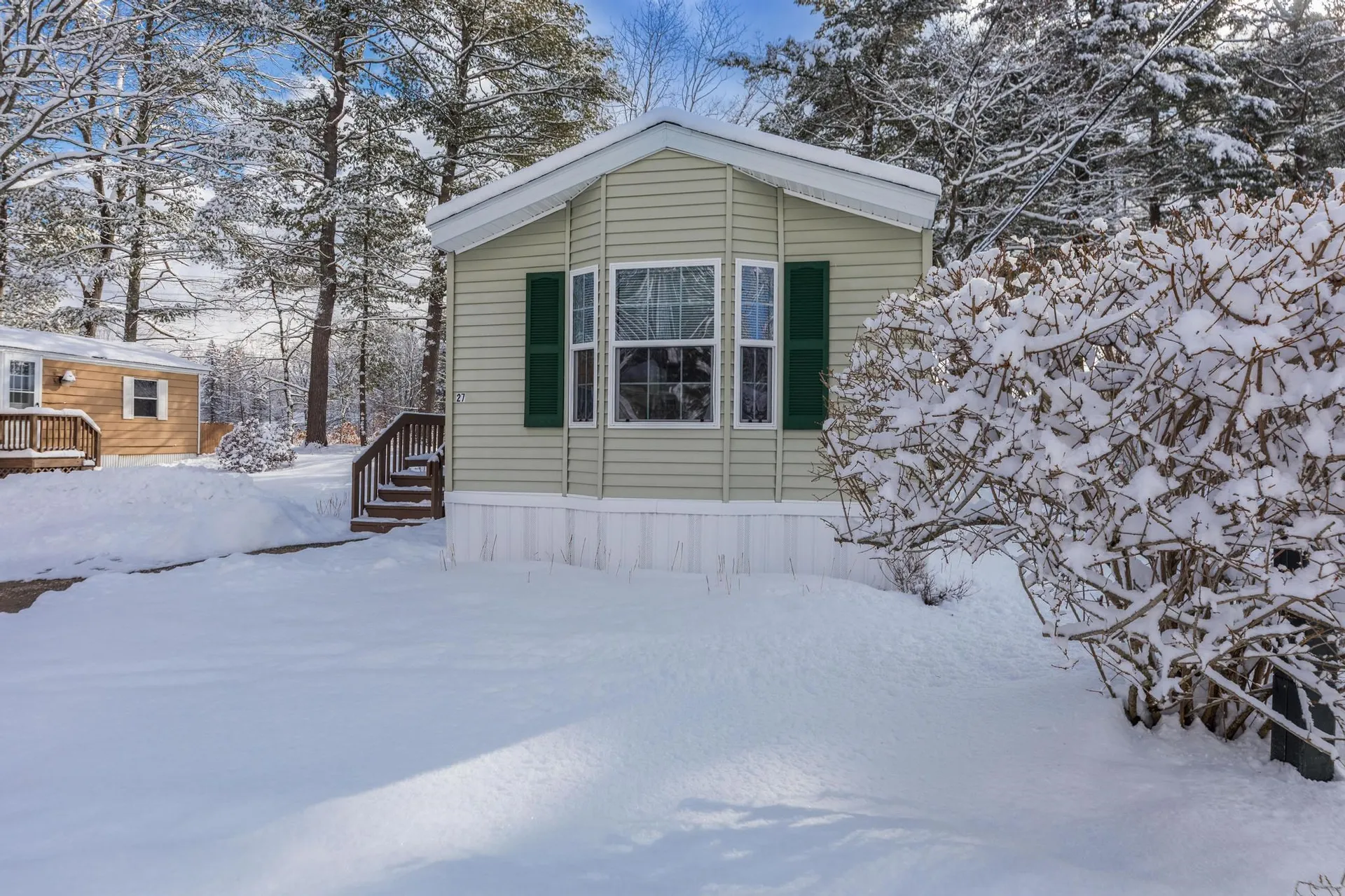 27 Melrose Drive Rochester NH 03868