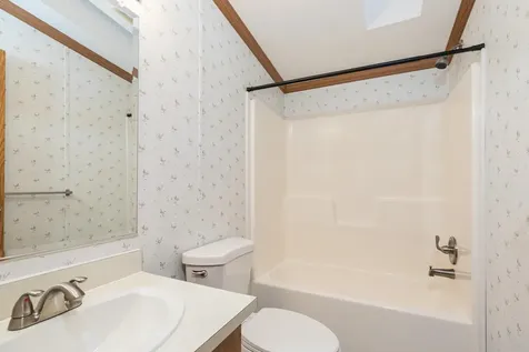 27 Melrose Drive Rochester NH 03868