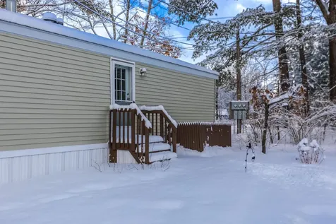 27 Melrose Drive Rochester NH 03868