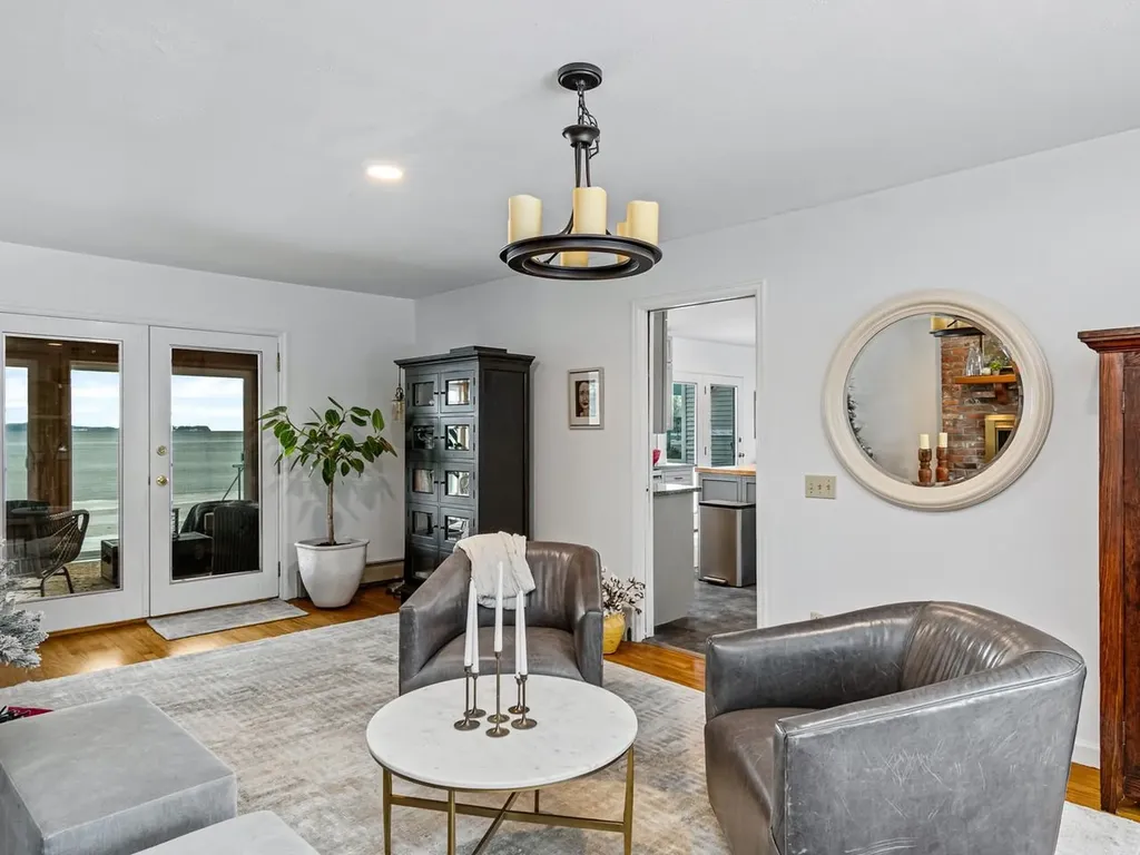 283 Appletree Point Road Burlington VT 05408