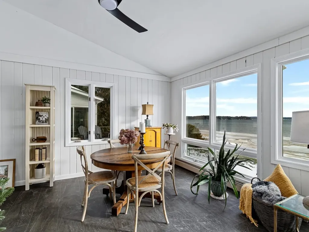 283 Appletree Point Road Burlington VT 05408