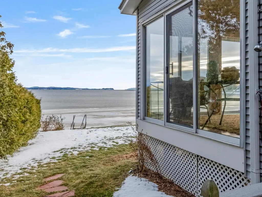 283 Appletree Point Road Burlington VT 05408