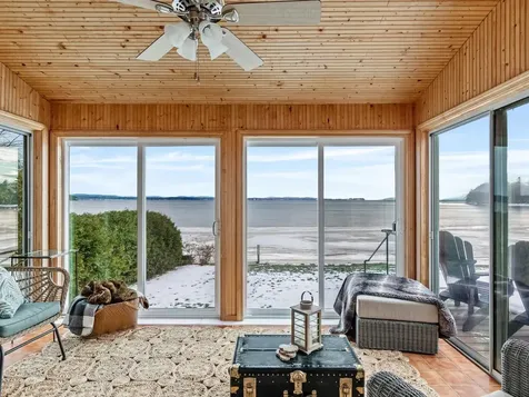 283 Appletree Point Road Burlington VT 05408