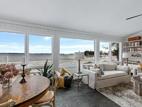 283 Appletree Point Road Burlington VT 05408