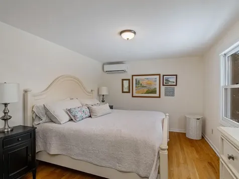 283 Appletree Point Road Burlington VT 05408