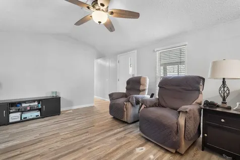 134 Colonial Village Somersworth NH 03878