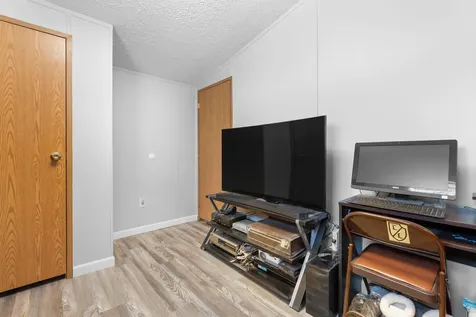 134 Colonial Village Somersworth NH 03878