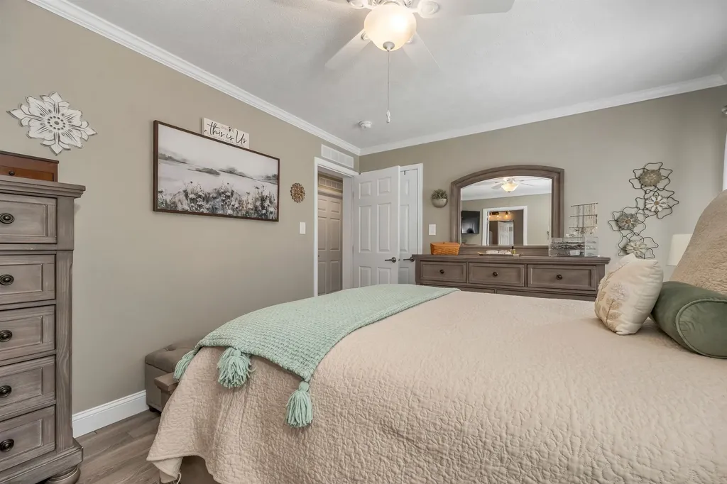 3 Slate Run North Hampton NH 03862