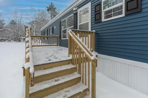 108 Colonial Village Somersworth NH 03878