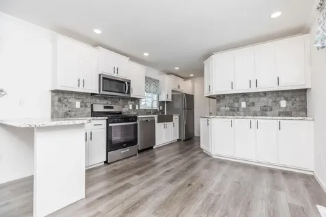 108 Colonial Village Somersworth NH 03878