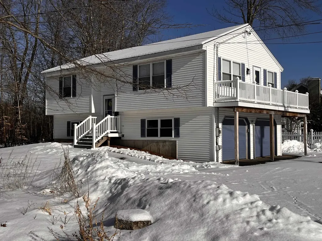 125 Sunset Drive Belmont NH 03220