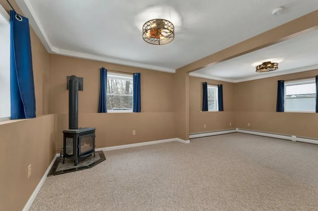 125 Sunset Drive Belmont NH 03220