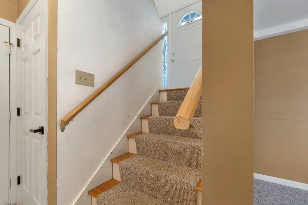 125 Sunset Drive Belmont NH 03220