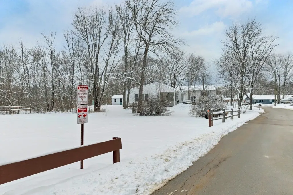 125 Sunset Drive Belmont NH 03220