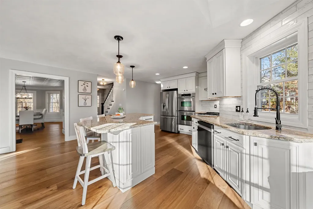 8B Louis Drive Brookline NH 03033