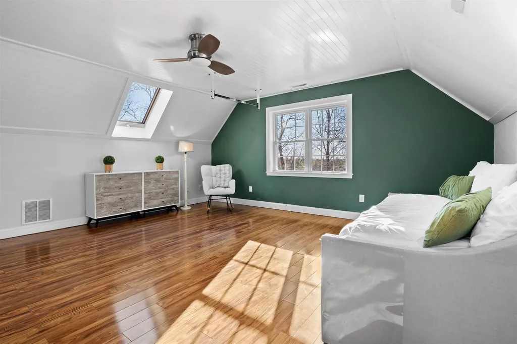 8B Louis Drive Brookline NH 03033