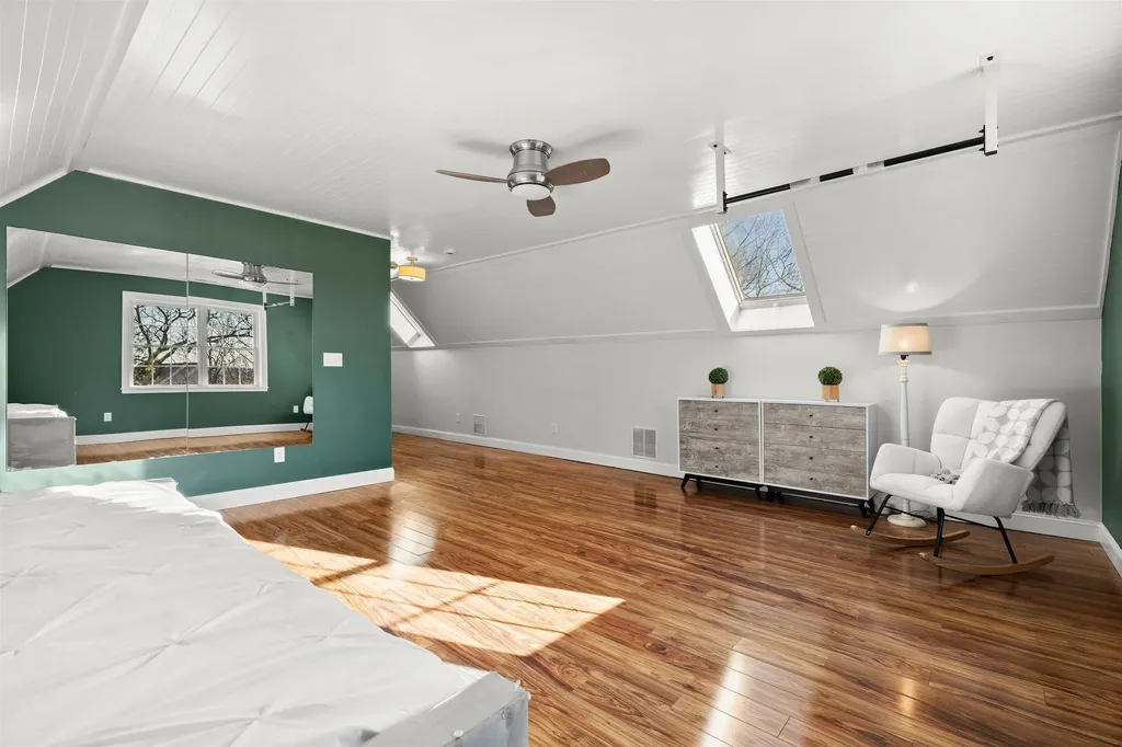 8B Louis Drive Brookline NH 03033