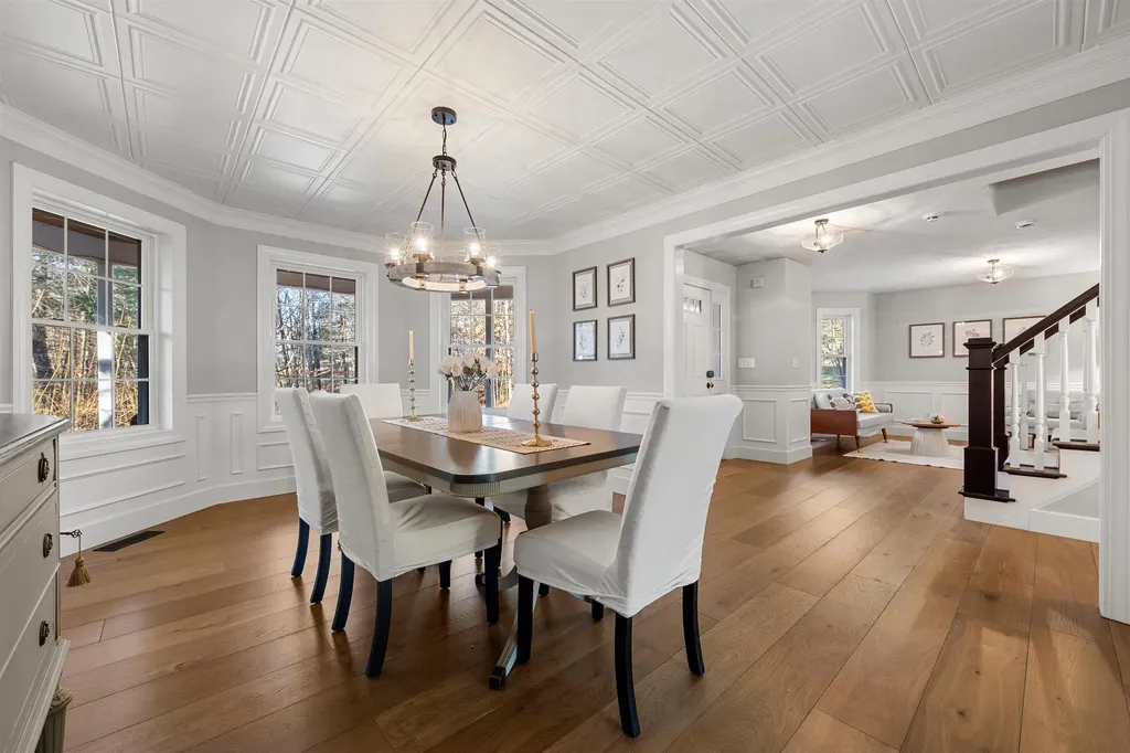 8B Louis Drive Brookline NH 03033