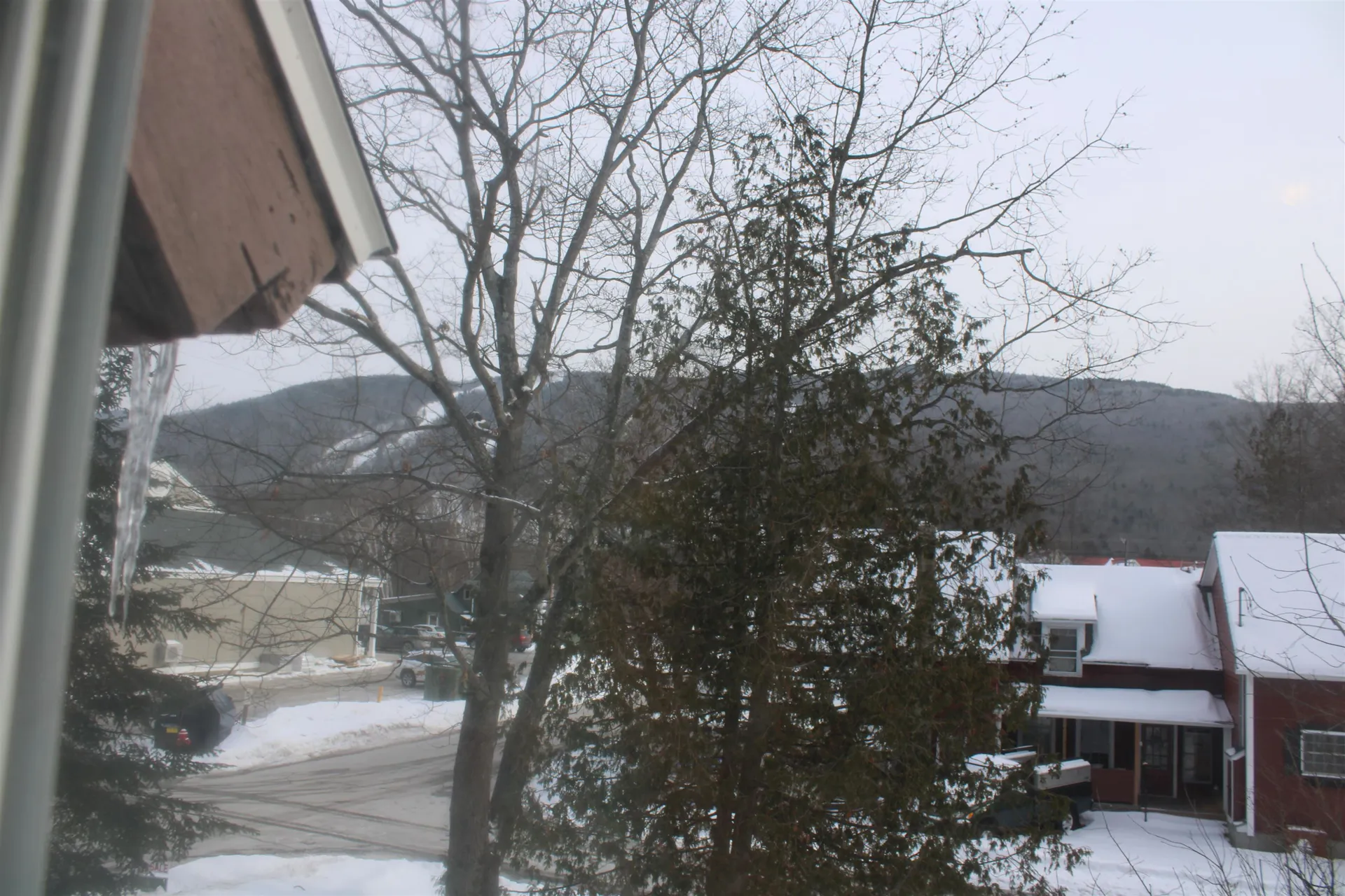 13 Maple Street Lincoln NH 03251