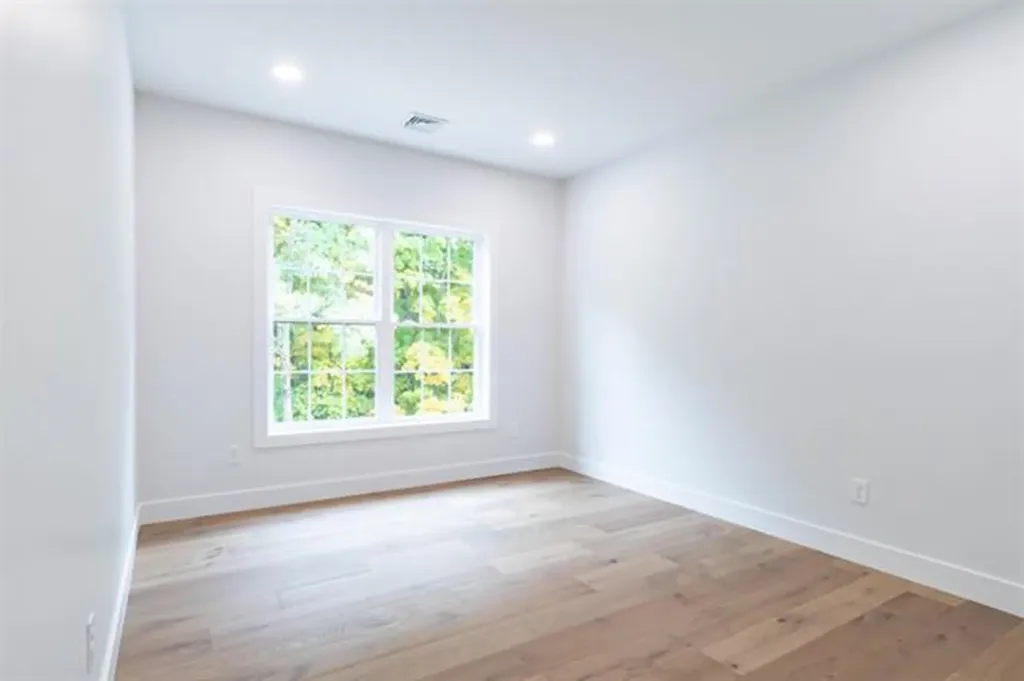 77 White Rock Hill Road Bow NH 03304