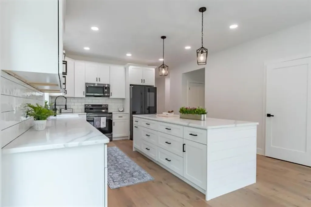 77 White Rock Hill Road Bow NH 03304