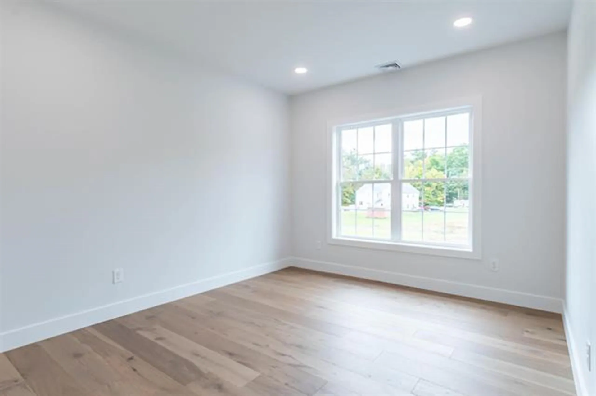 77 White Rock Hill Road Bow NH 03304