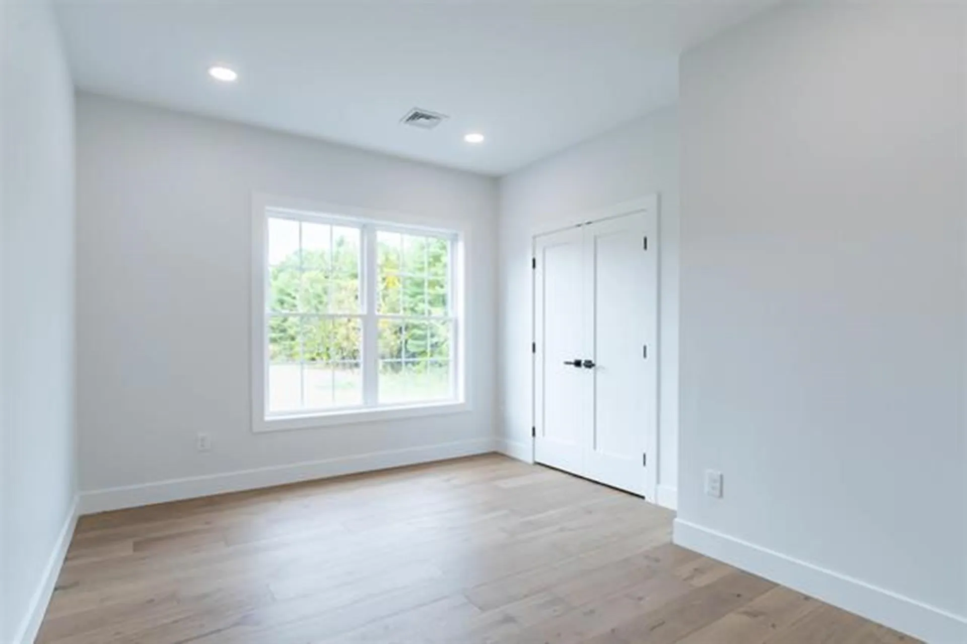 77 White Rock Hill Road Bow NH 03304