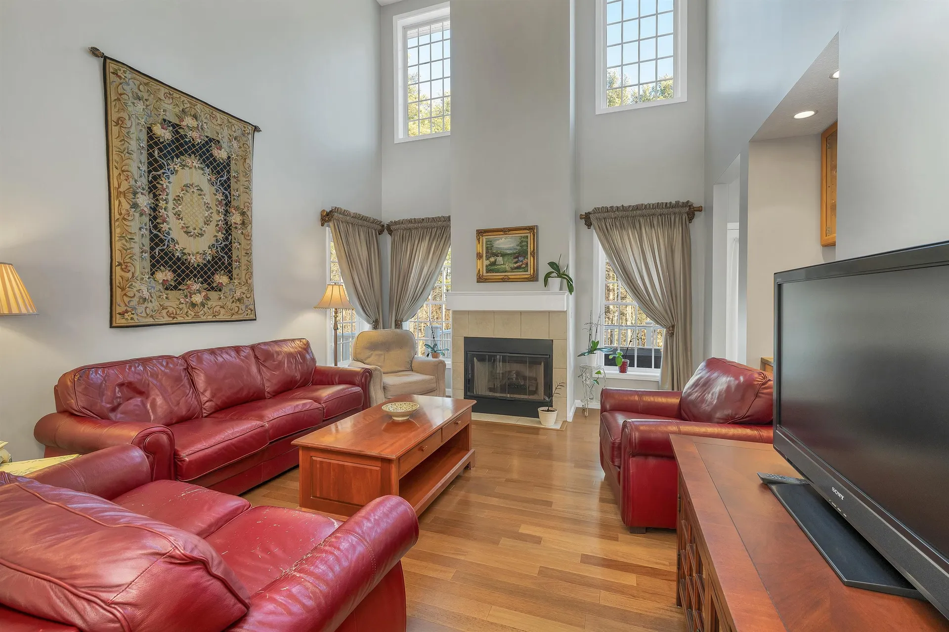 71 Green Meadow Lane Bedford NH 03110