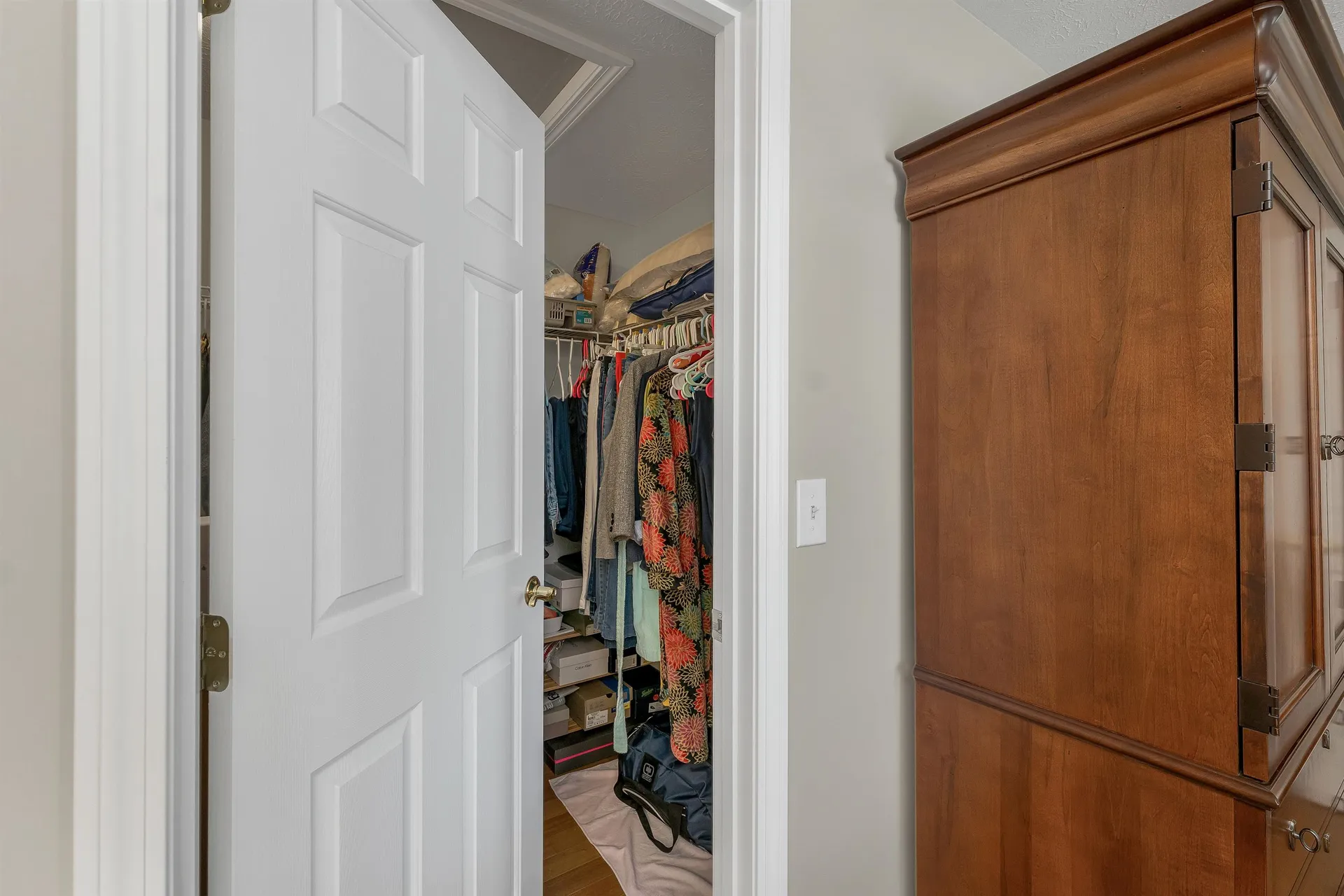 71 Green Meadow Lane Bedford NH 03110