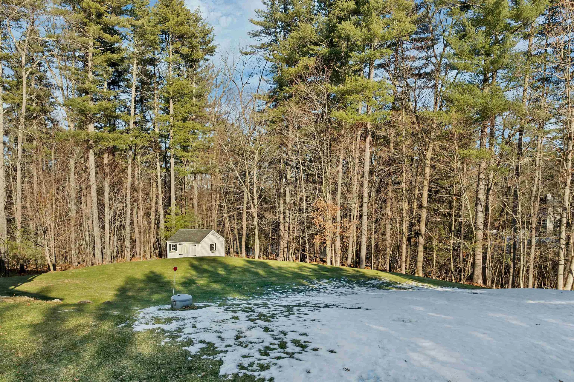 71 Green Meadow Lane Bedford NH 03110