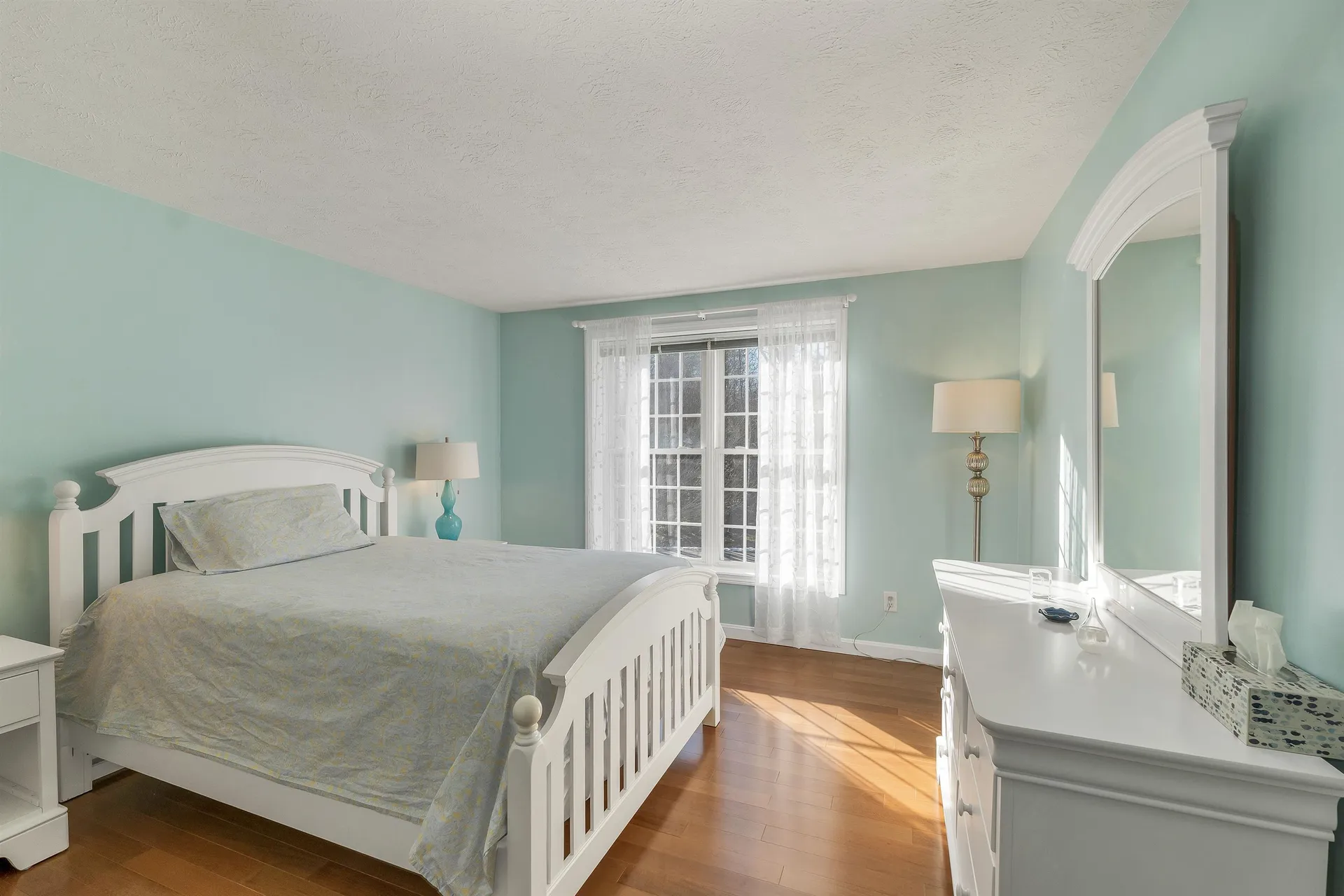 71 Green Meadow Lane Bedford NH 03110