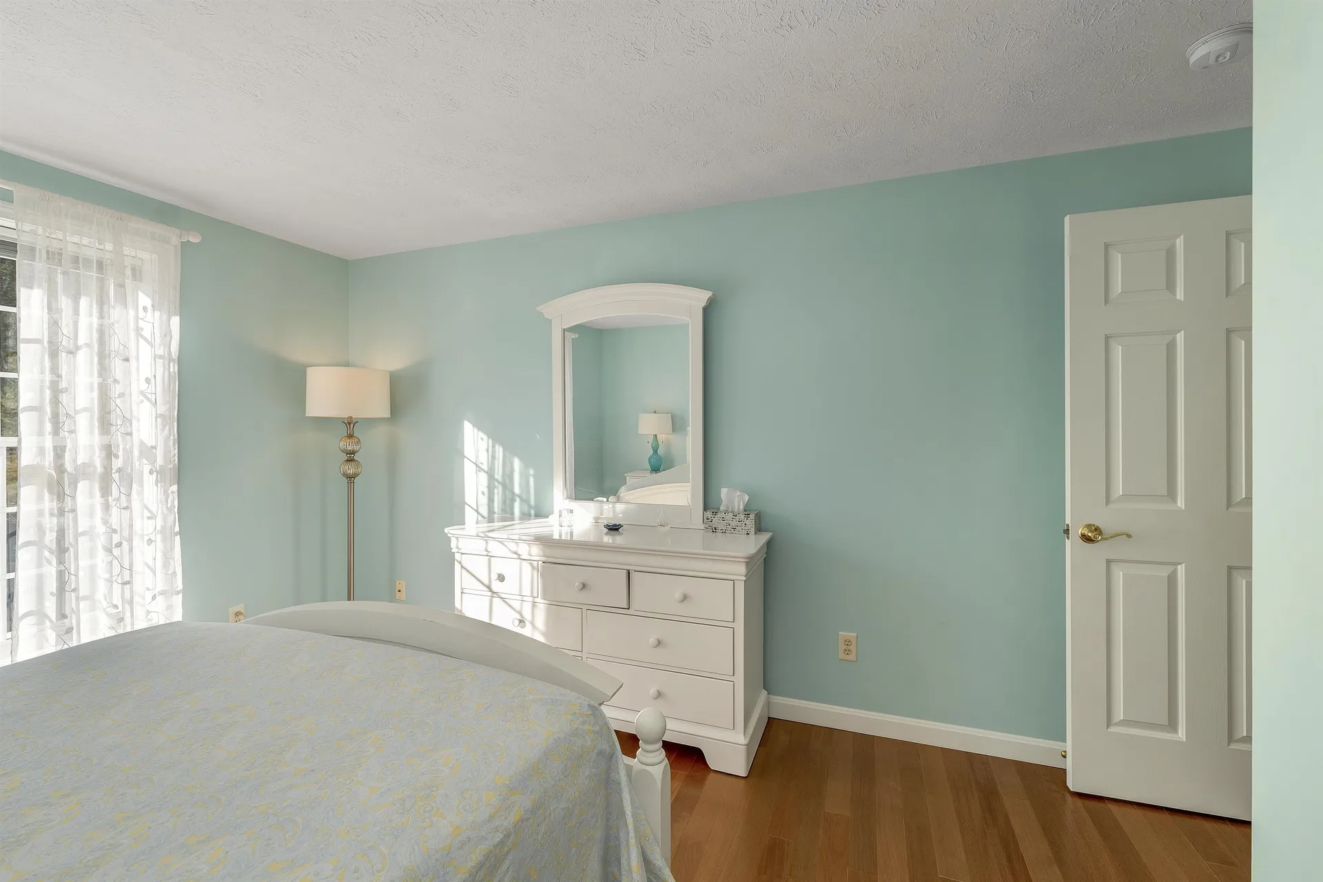 71 Green Meadow Lane Bedford NH 03110