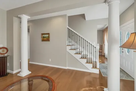 71 Green Meadow Lane Bedford NH 03110