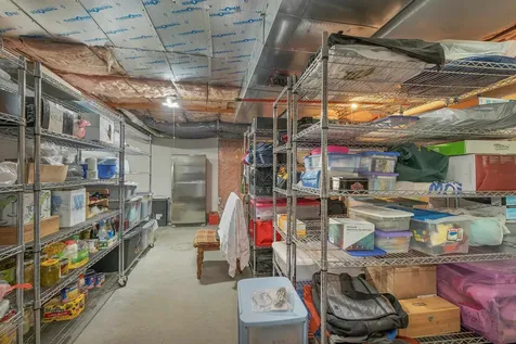 71 Green Meadow Lane Bedford NH 03110