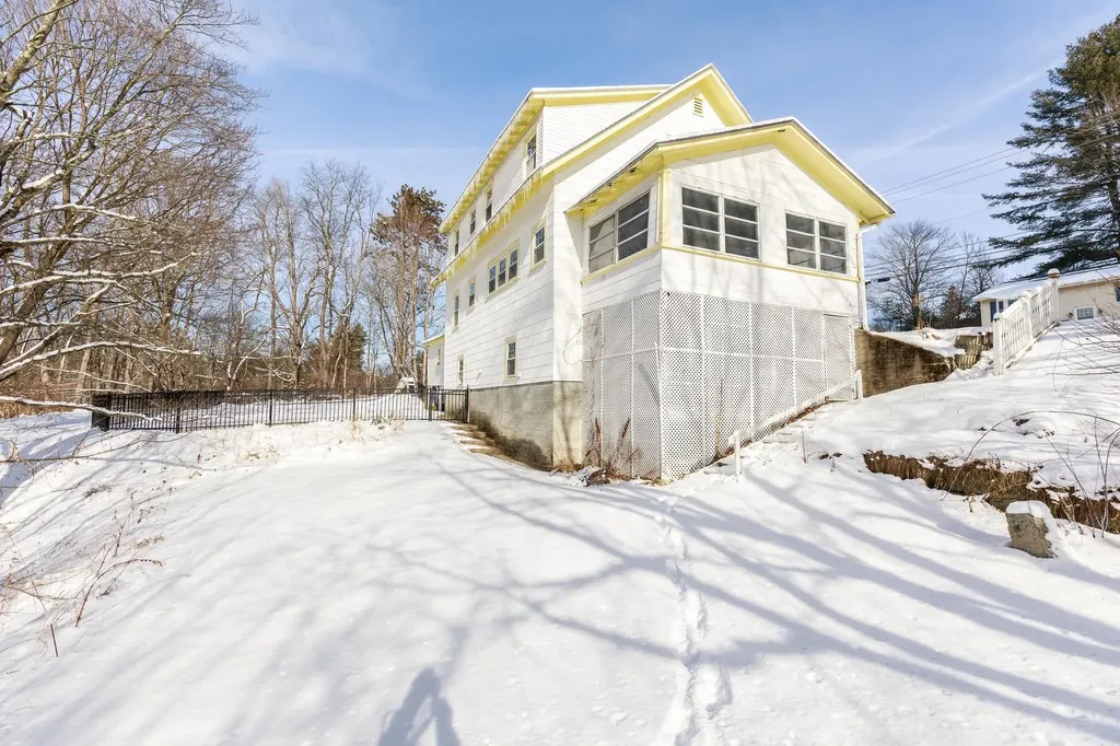 470 Court Street Keene NH 03431