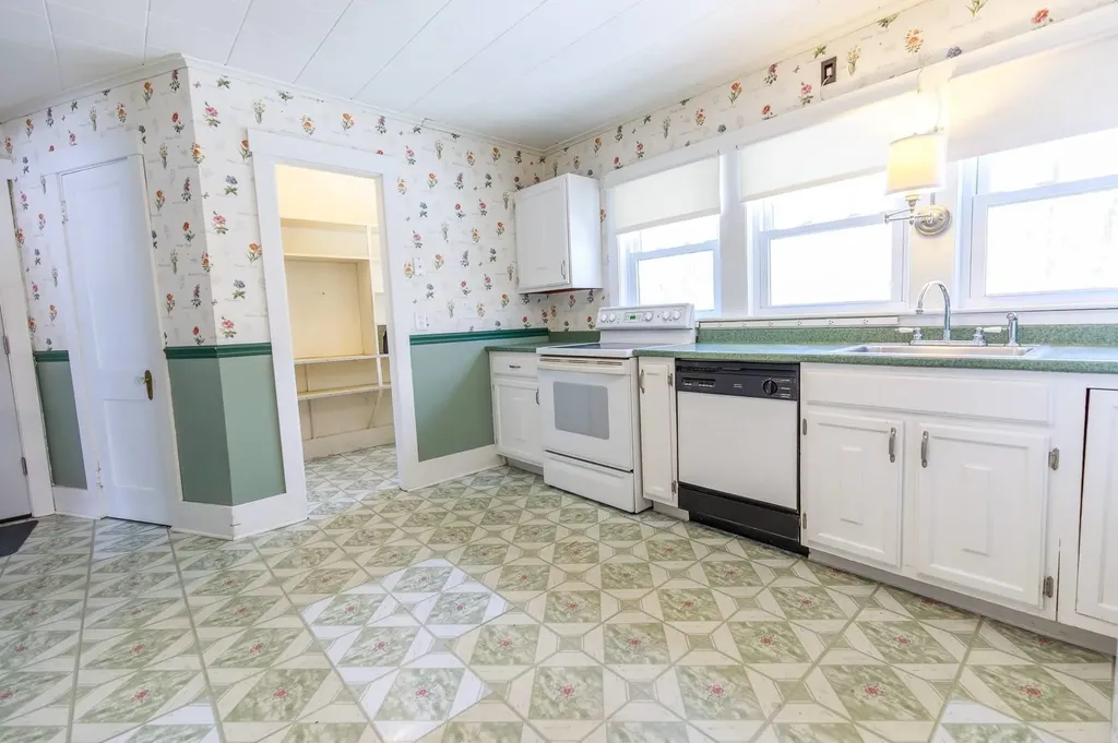 470 Court Street Keene NH 03431