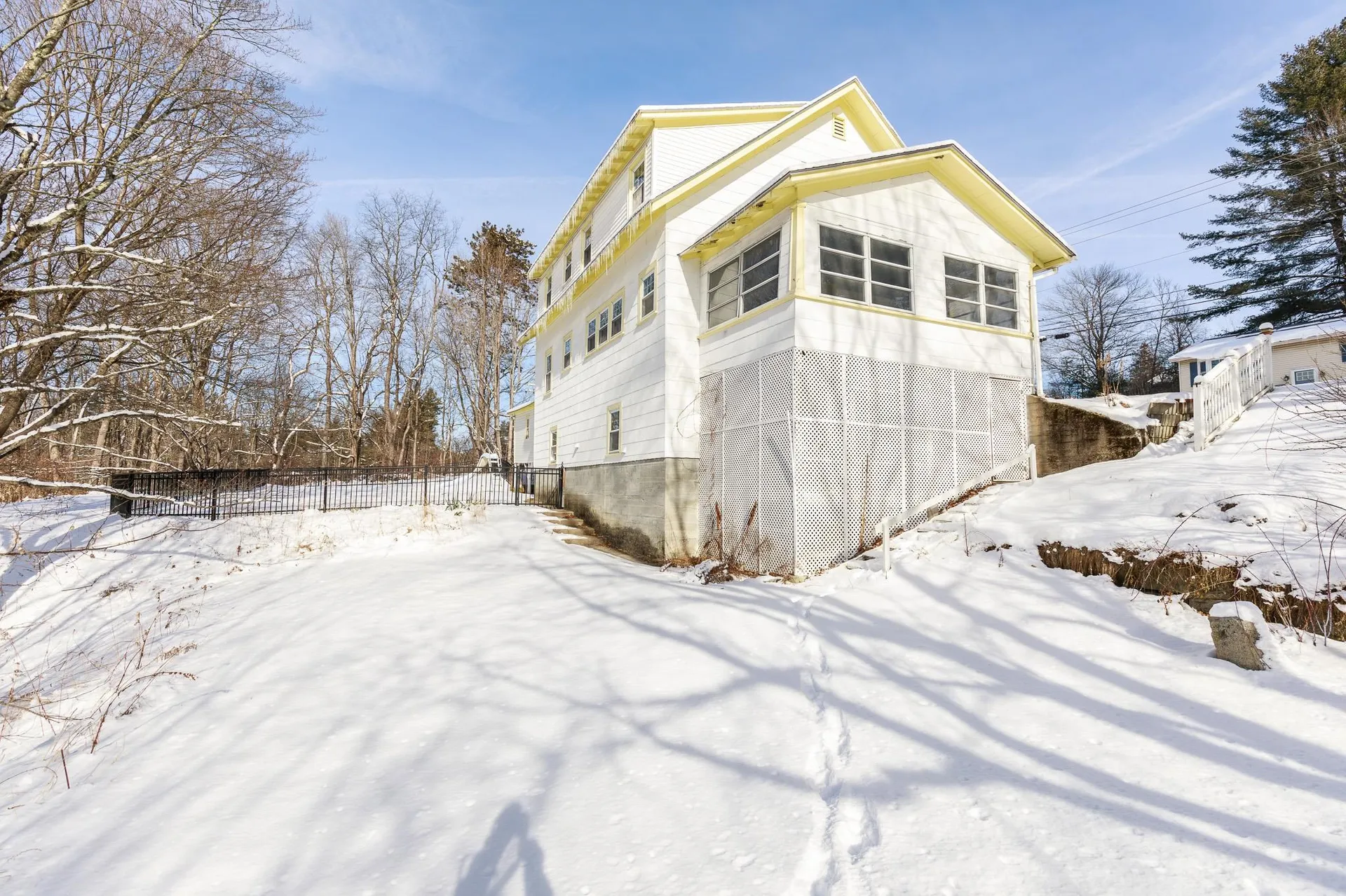 470 Court Street Keene NH 03431