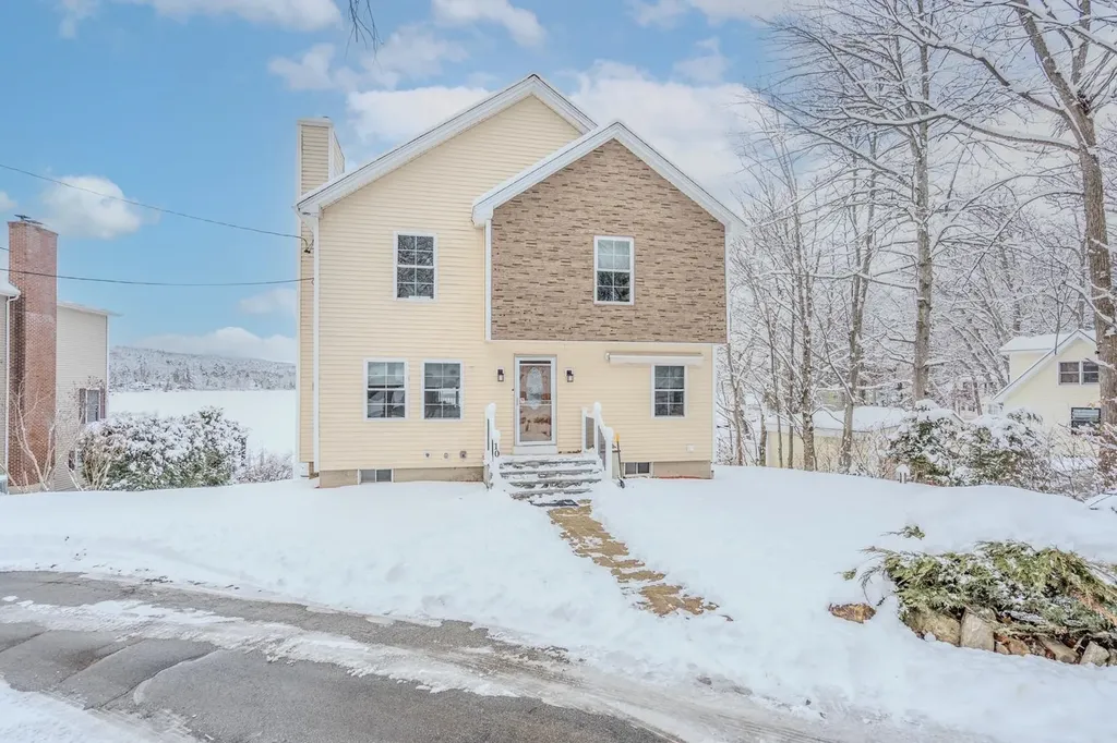 10 Association Drive Northwood NH 03261