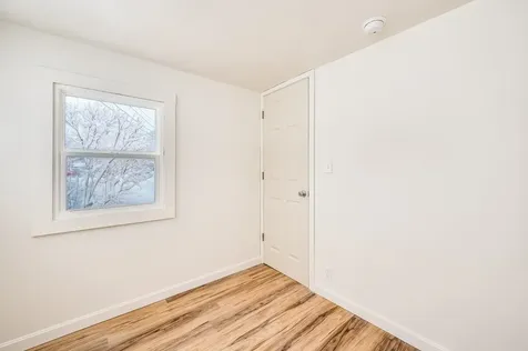 16 Polly Ann Mhp Park Dover NH 03820