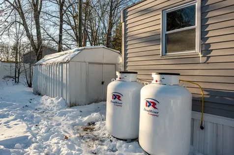 16 Polly Ann Mhp Park Dover NH 03820