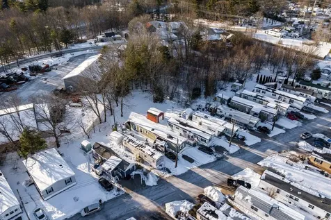 16 Polly Ann Mhp Park Dover NH 03820