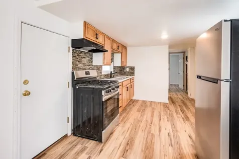 16 Polly Ann Mhp Park Dover NH 03820