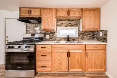 16 Polly Ann Mhp Park Dover NH 03820