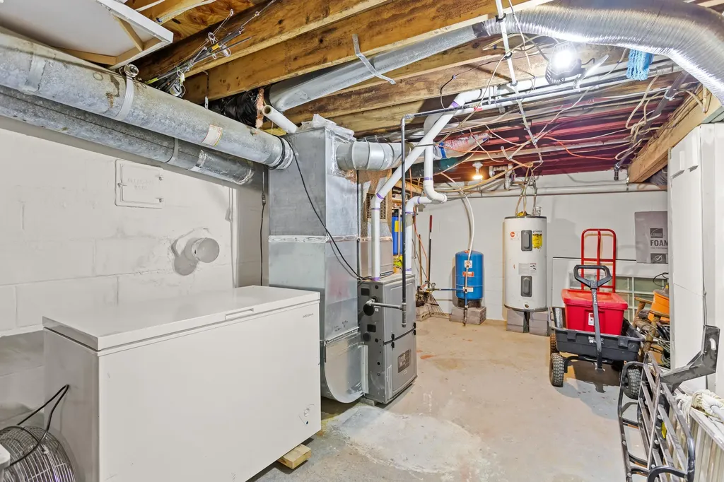 155 Gillis Hill Road Bennington NH 03442