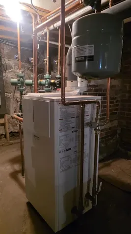 86 Raymond Road Chester NH 03036