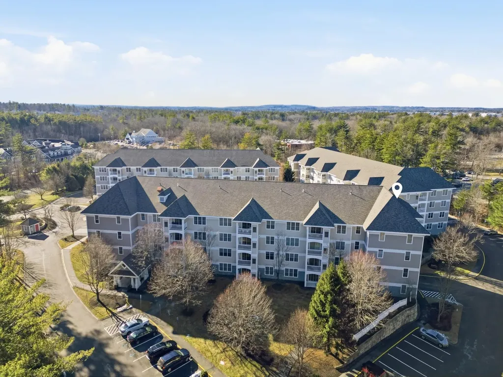 5 Sally Sweets Way Salem NH 03079